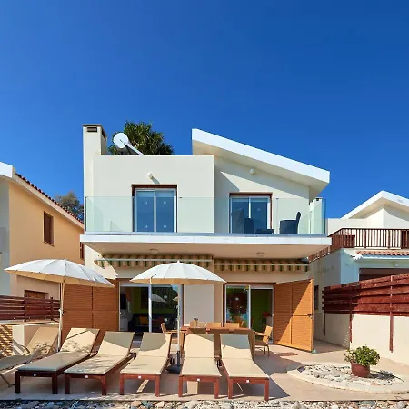 Villa Azura Sunrise By Ezoria