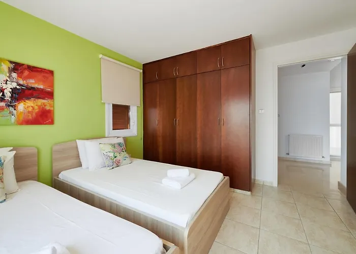 Villa Azura Sunrise By Ezoria Coral Bay