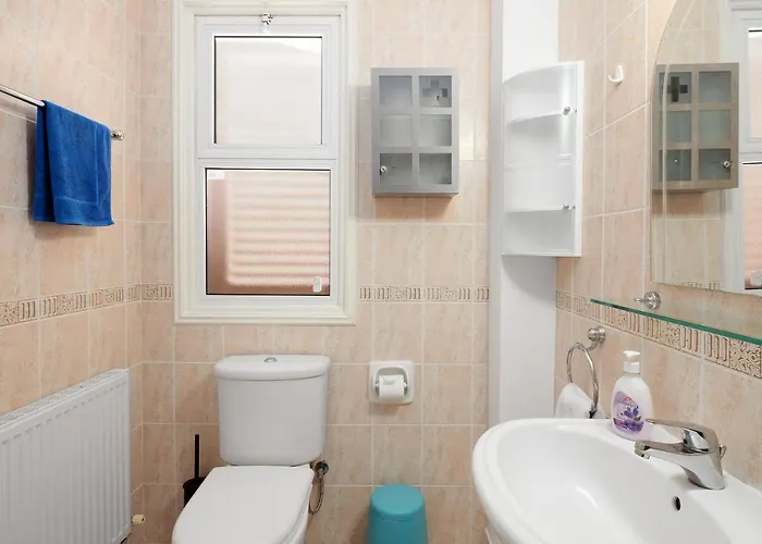 Azura Sunrise By Ezoria Villa Coral Bay